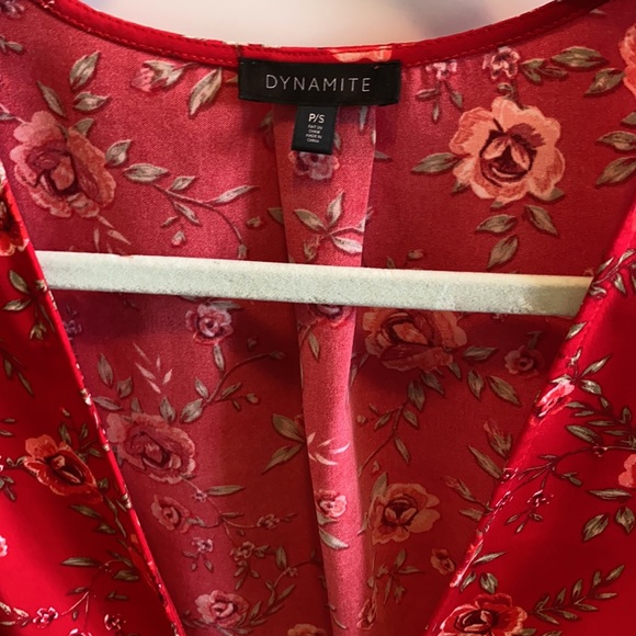 Long sleeve red crop top - Picture 2 of 4